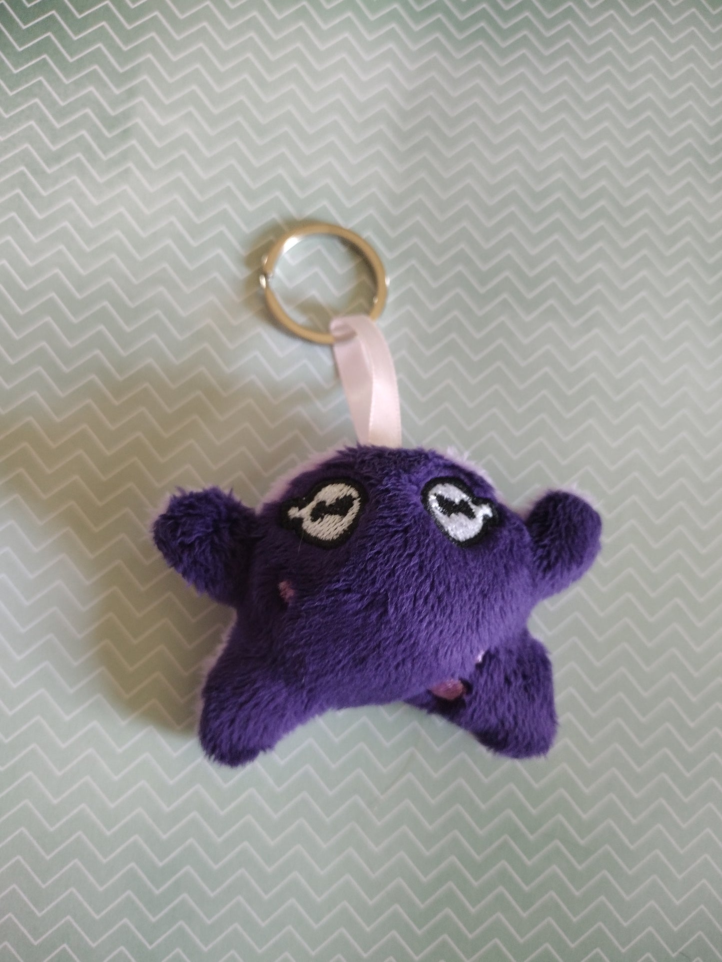 Squeaky frog keychains