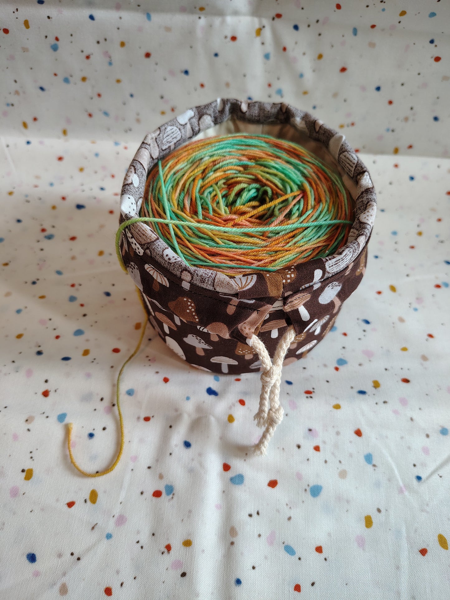 Mushroom bucket bag-small